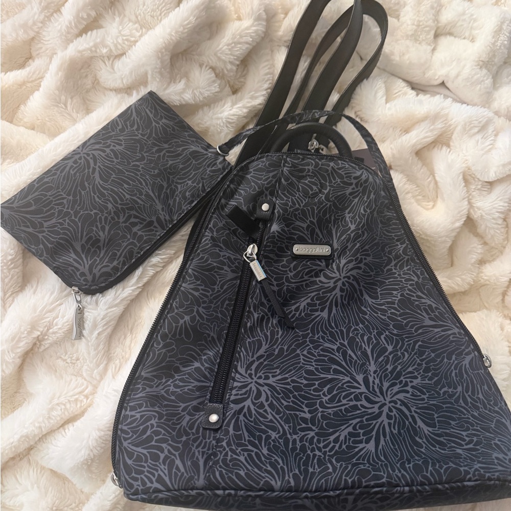 Baggallini Black Floral Backpack Set